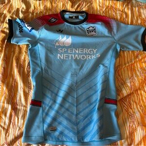 2022-23 Glasgow Warriors Rugby Jersey - Light Blue/Red  Size “Men’s” Medium